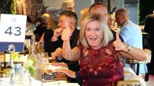 woman thumbs up